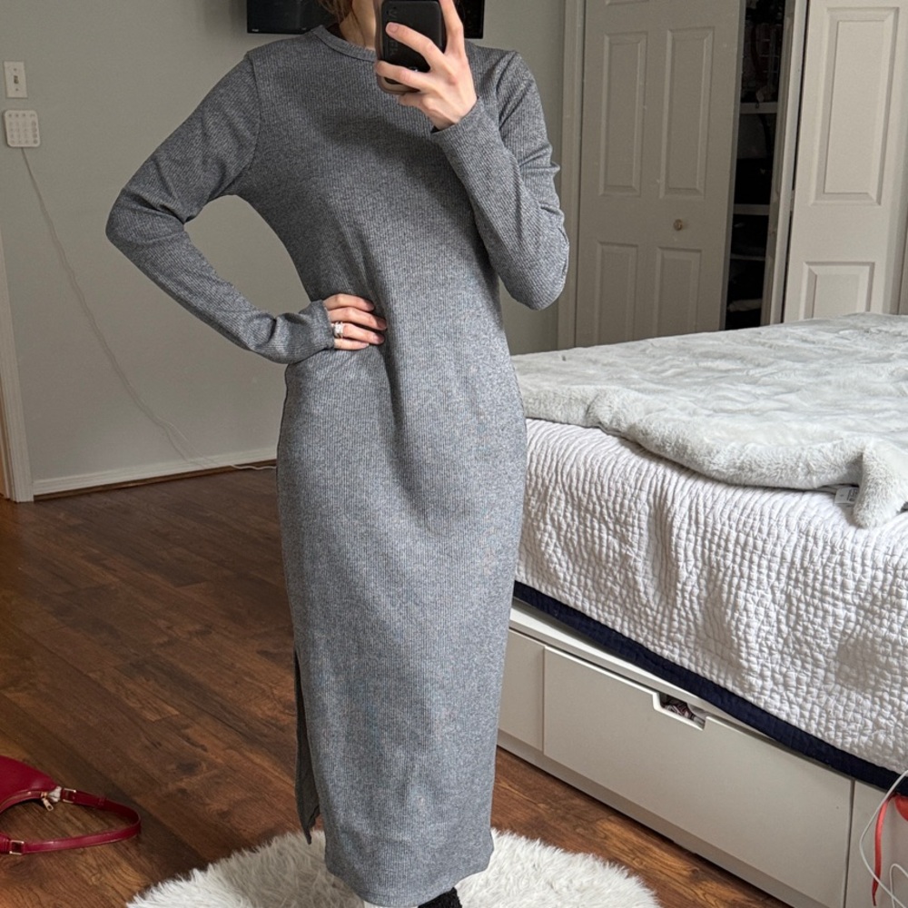 Uniqlo Charcoal Long Sleeve Dress
